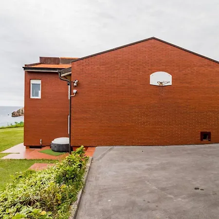 Holiday home Spacious House With Sea View In + Jacuzzi *