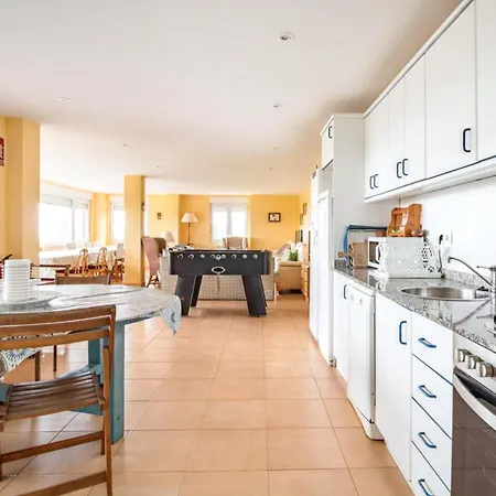 度假居 Spacious House With Sea View In + Jacuzzi *