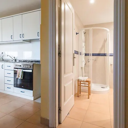 Spacious House With Sea View In + Jacuzzi 度假居 林克勒斯