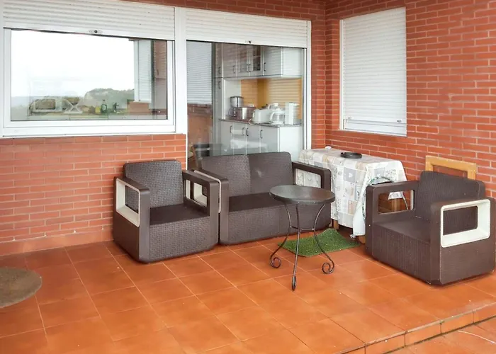 Spacious House With Sea View In + Jacuzzi *