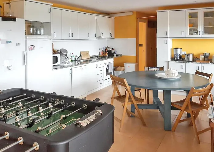 Spacious House With Sea View In + Jacuzzi