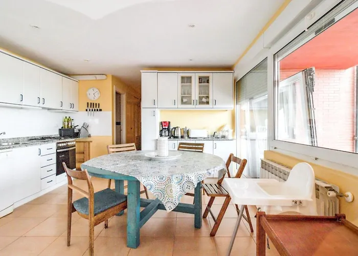 Spacious House With Sea View In + Jacuzzi *