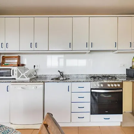 Spacious House With Sea View In + Jacuzzi Casa de Férias