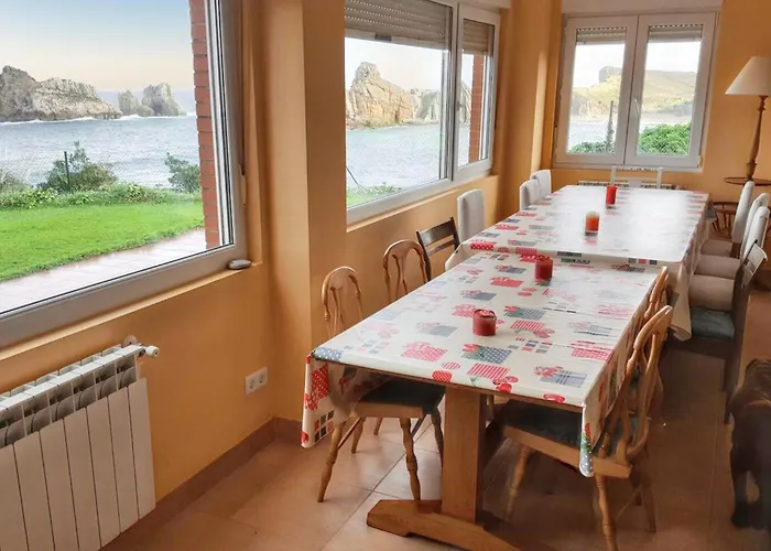 Spacious House With Sea View In + Jacuzzi Holiday home Liencres