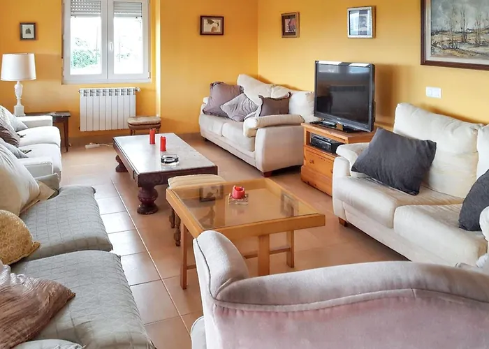 Holiday home Spacious House With Sea View In + Jacuzzi Liencres