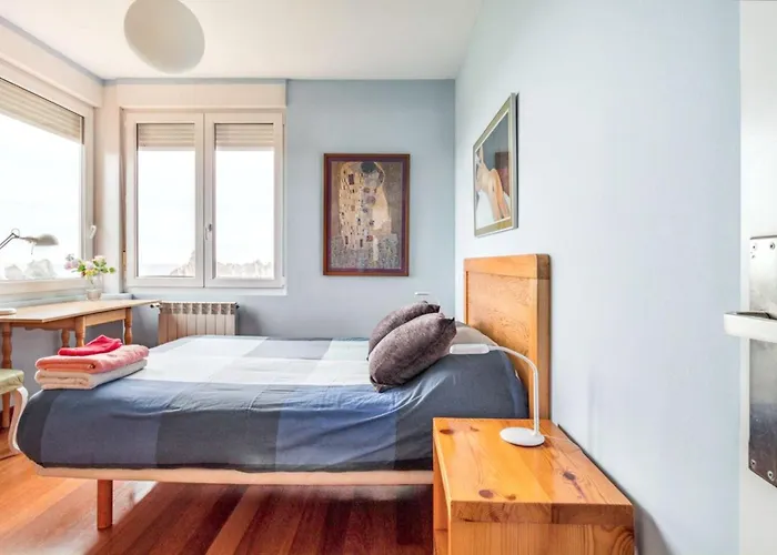 Spacious House With Sea View In + Jacuzzi Holiday home *