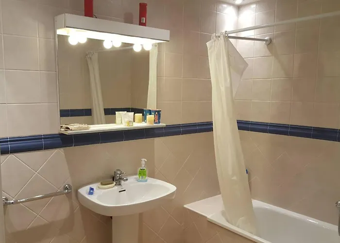 Holiday home Spacious House With Sea View In + Jacuzzi *