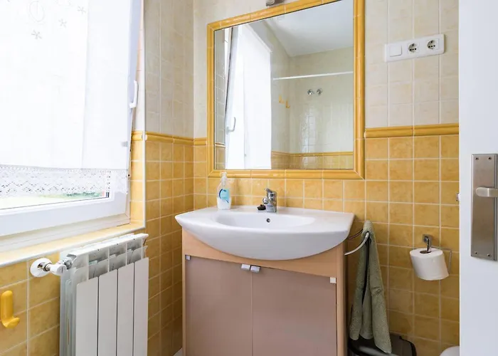 Holiday home Spacious House With Sea View In + Jacuzzi Liencres