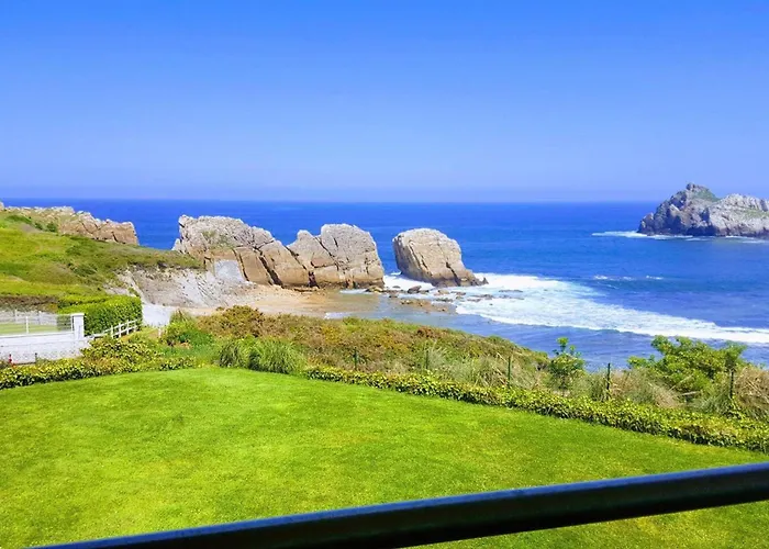 Spacious House With Sea View In + Jacuzzi Holiday home *